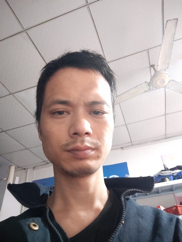 小康的第一张照片--泉州闪婚服务中心