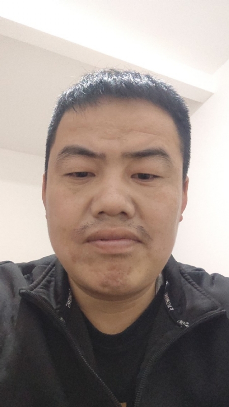 给予微笑的第一张照片--泉州闪婚服务中心